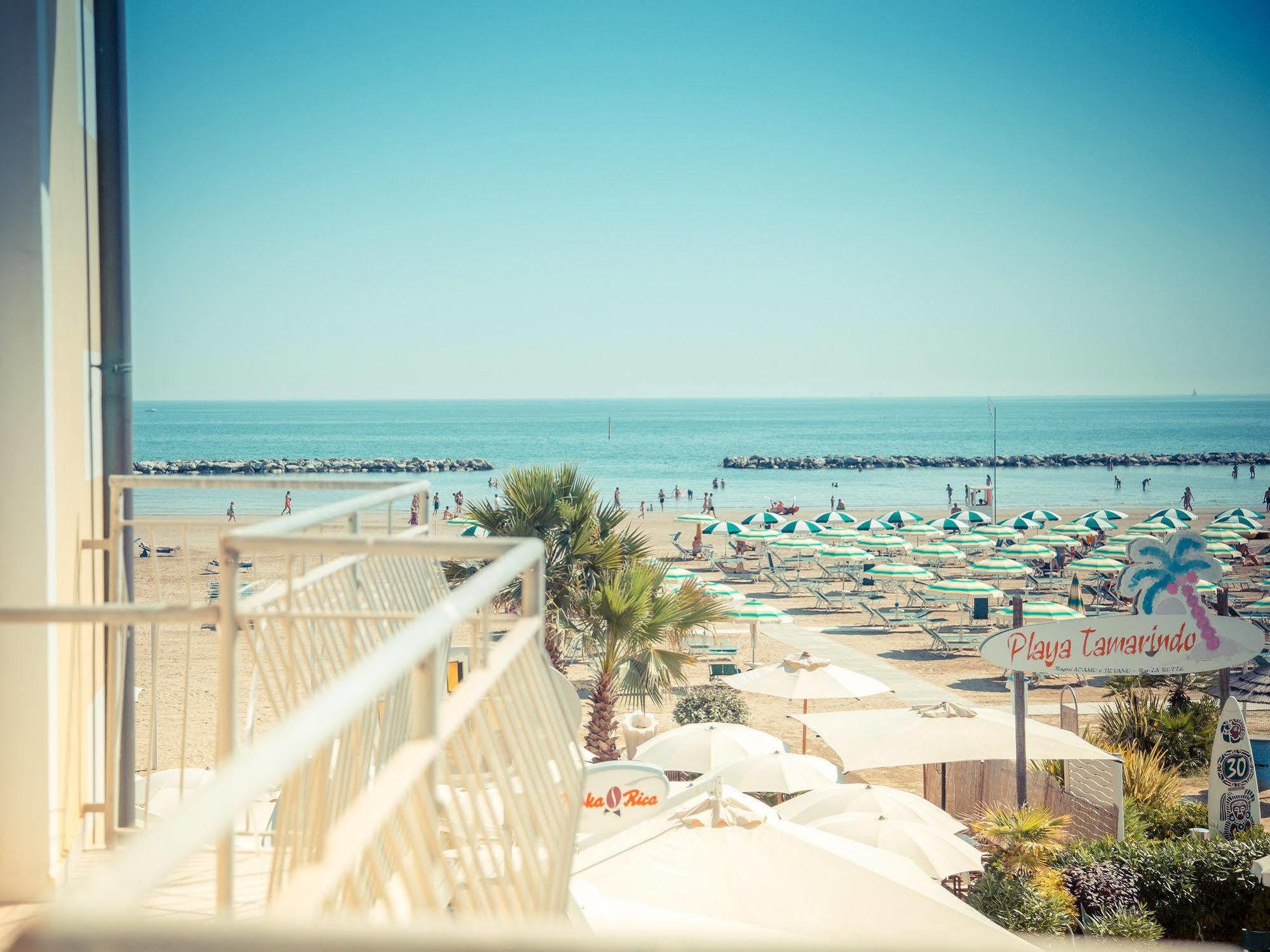 Sun Beach Residence リミニ エクステリア 写真
