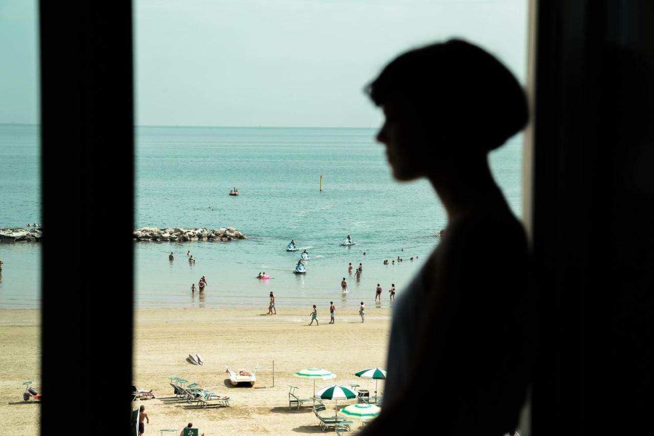 Sun Beach Residence リミニ エクステリア 写真
